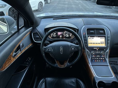 Used 2016 Lincoln MKX Reserve w/ Technology Package image 27