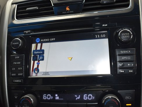 Used 2015 Nissan Altima 2.5 SV w/ Convenience Package image 26