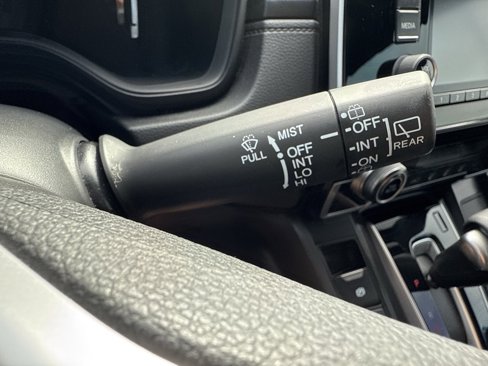 Used 2018 Honda CR-V LX image 19