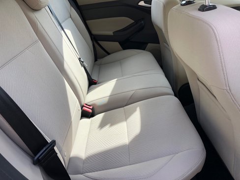 Used 2016 Ford Focus Electric Hatchback image 24