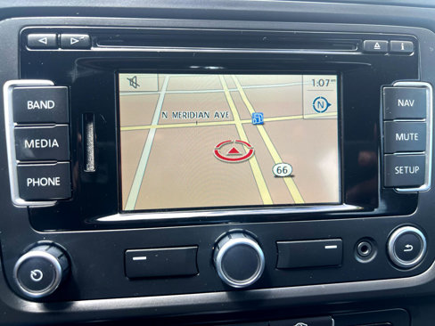 Used 2012 Volkswagen GTI 4-Door image 19