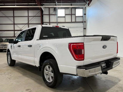 Used 2021 Ford F150 XLT image 10