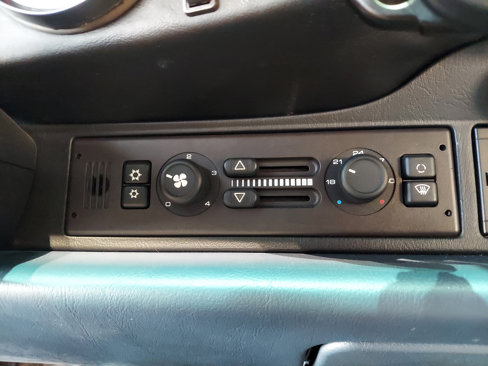 Used 1996 Porsche 911 Carrera image 27