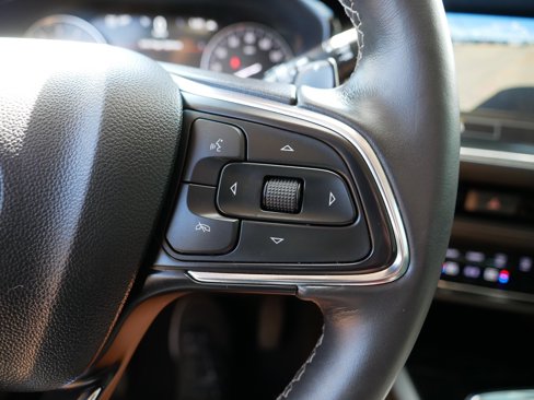 Certified 2022 Buick Envision Essence w/ Safety Package image 29