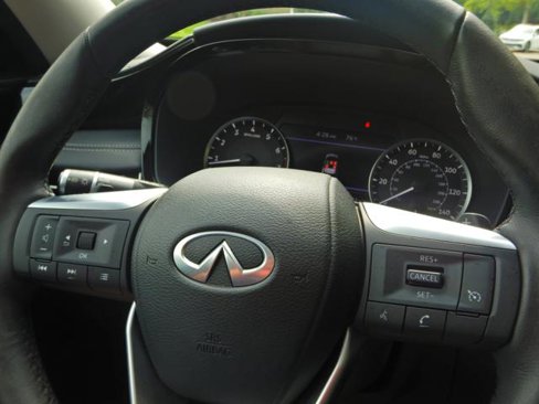 Used 2023 INFINITI QX60 Pure image 19