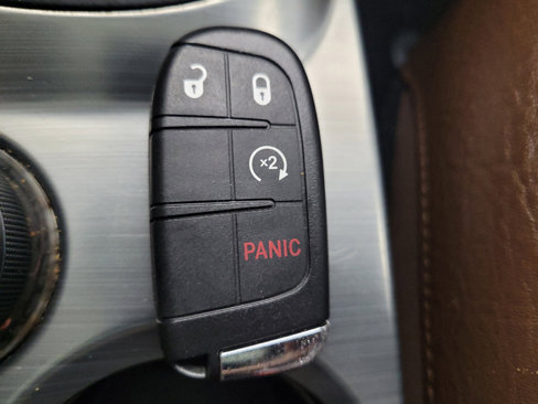 Used 2017 FIAT 500X Lounge w/ Lounge Premium Package (FWD) image 32