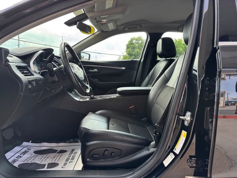 Used 2019 Chevrolet Impala LT image 12