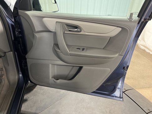 Used 2014 Chevrolet Traverse LS image 22