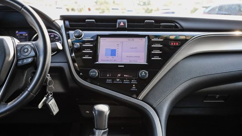 Used 2020 Toyota Camry SE image 13