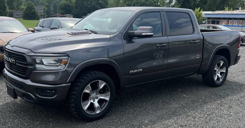 Used 2019 RAM 1500 Laramie w/ Sport Appearance Package image 5