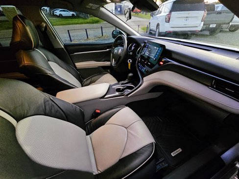 Used 2021 Toyota Camry LE w/ Carpet Mat Package (TMS) image 11