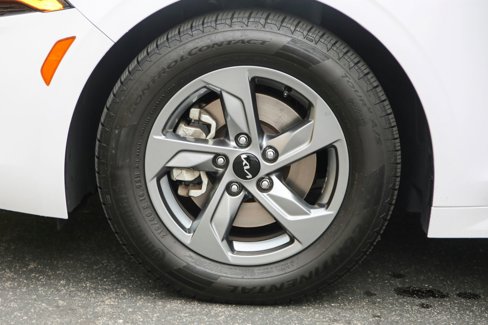 Used 2024 Kia K5 LXS image 29