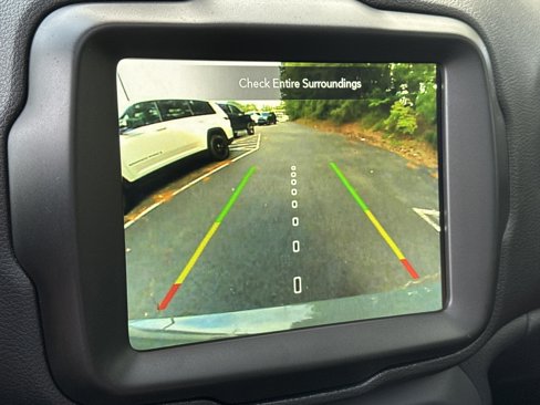 Used 2021 Jeep Renegade Trailhawk w/ Sun & Sound Group image 34