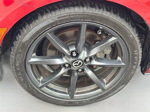 Used 2016 MAZDA MX-5 Miata Club image 25