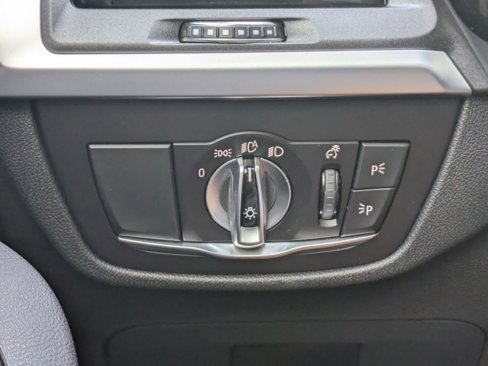 Used 2022 BMW X3 xDrive30i w/ Premium Package image 18
