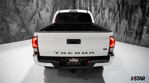 Used 2022 Toyota Tacoma SR5 image 22