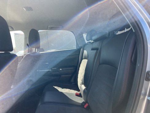 Used 2018 Mitsubishi Outlander Sport SE image 23