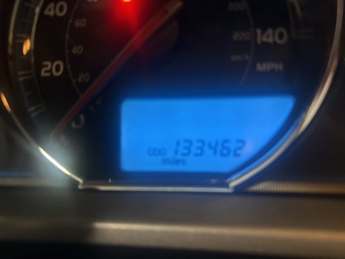 Used 2015 Toyota RAV4 Limited image 2