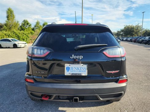 Certified 2020 Jeep Cherokee Trailhawk w/ Comfort/Convenience Group image 5