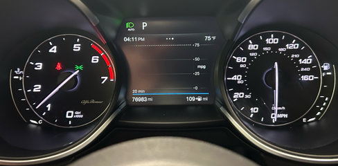 Used 2018 Alfa Romeo Stelvio Ti Sport image 15