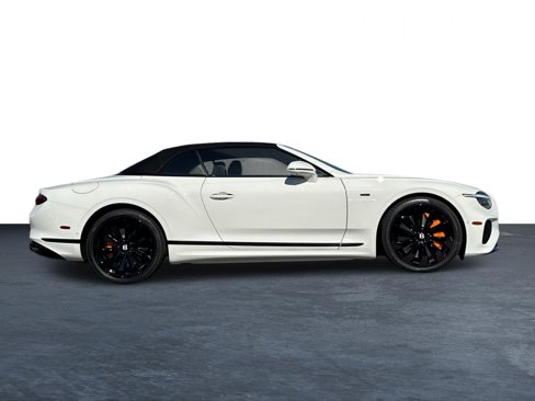 New 2025 Bentley Continental GTC image 4