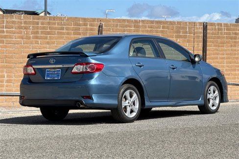 Used 2013 Toyota Corolla LE image 3