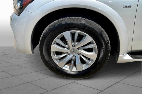 Used 2016 INFINITI QX80 Limited image 10
