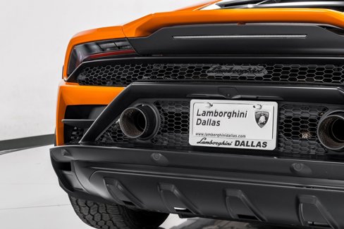 Used 2023 Lamborghini Huracan Sterrato image 52