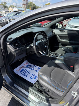Used 2018 Hyundai Sonata Limited image 9