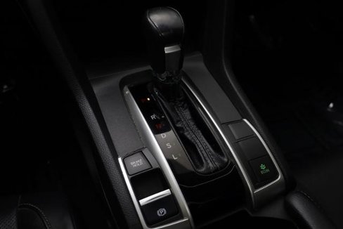 Used 2018 Honda Civic Touring image 18