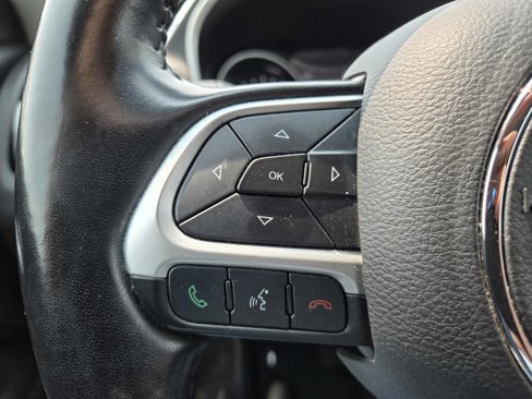 Used 2021 Jeep Compass Latitude image 19