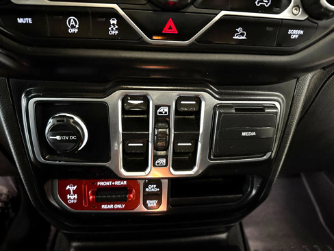 Used 2020 Jeep Gladiator Rubicon image 20