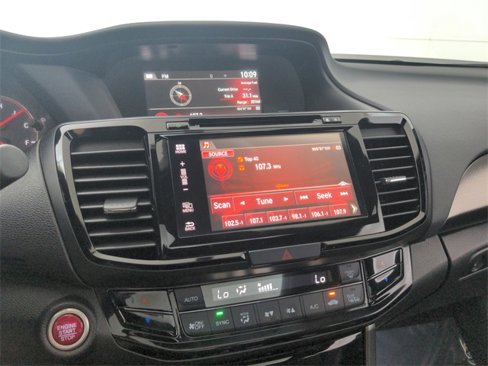 Used 2017 Honda Accord EX-L image 32