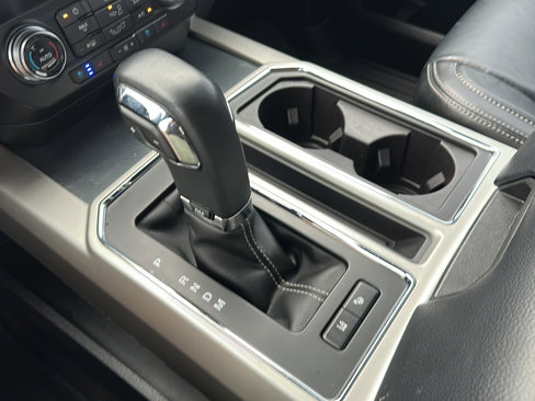 Used 2019 Ford F150 Lariat w/ Equipment Group 502A Luxury image 35