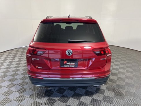 Used 2020 Volkswagen Tiguan SE R-Line image 5