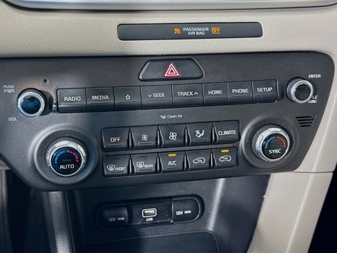 Used 2021 Kia Sportage LX w/ LX Fwd Popular Package image 15