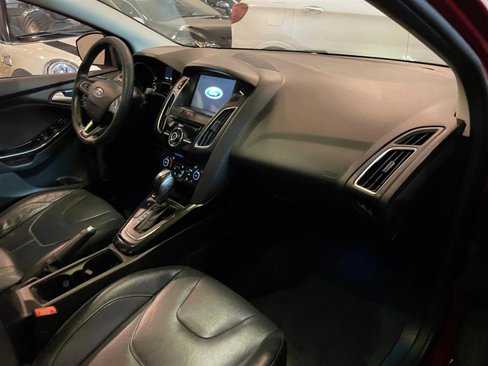 Used 2017 Ford Focus Titanium w/ Titanium Technology Package image 45
