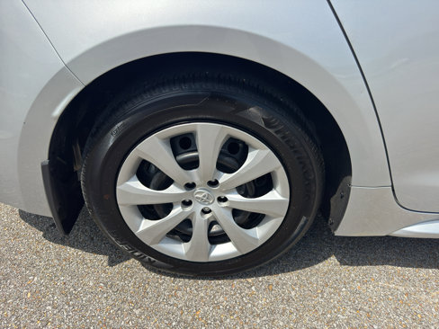 Used 2024 Toyota Corolla LE image 22