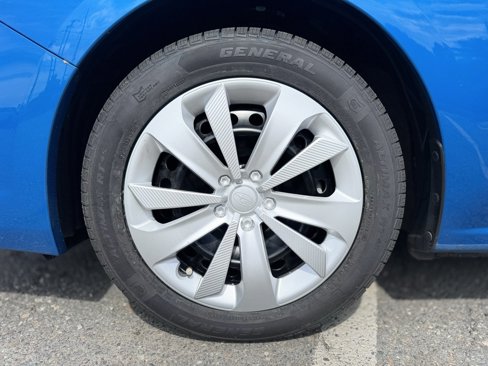 Used 2022 Subaru Impreza 2.0i image 3