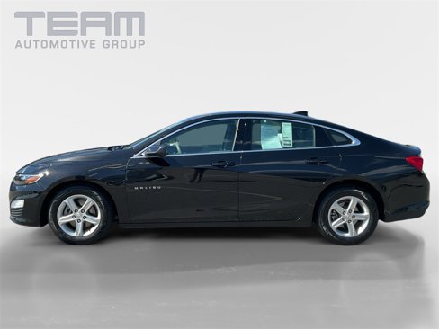 Used 2024 Chevrolet Malibu LT image 4