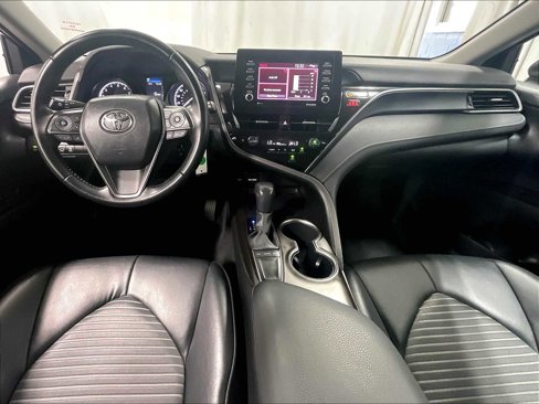 Used 2023 Toyota Camry SE image 21
