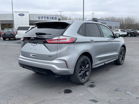 New 2024 Ford Edge SE w/ Black Appearance Package image 5