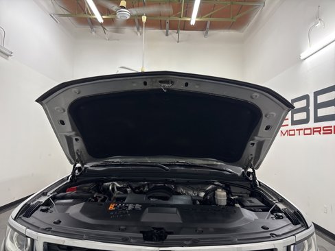 Used 2017 Chevrolet Tahoe LT image 5