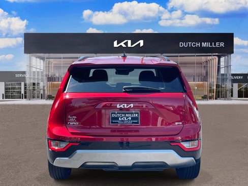 Certified 2023 Kia Niro EX Touring image 6