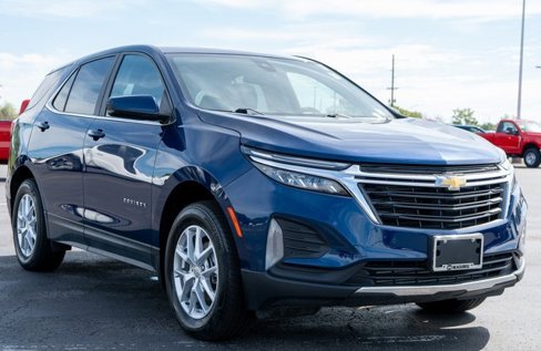 Used 2023 Chevrolet Equinox LT w/ LPO, Floor Liner Package image 4