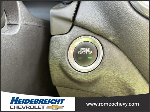 Used 2022 Chevrolet Equinox LT image 32