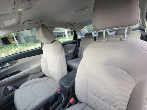 Used 2021 Kia Forte LXS image 12