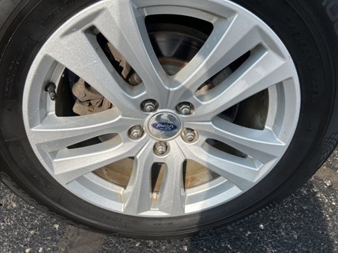 Used 2019 Ford Explorer XLT w/ Class III Trailer Tow Package image 11