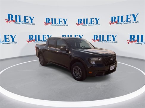 New 2025 Ford Maverick XLT image 2