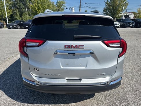 Used 2022 GMC Terrain SLT image 5